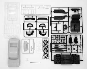 1/24 ID300 マツダ サバンナGT 後期型 レーシングタイプ｜1/24 インチアップシリーズの通販ならFUJIMI - フジミ模型株式会社の  FUJIMI - フジミ模型株式会社