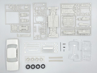 1/24 HC4 クラウン3.0 ロイヤルツインカム(ハイソカーバージョン)｜1/24 インチアップシリーズの通販ならFUJIMI -  フジミ模型株式会社の FUJIMI - フジミ模型株式会社